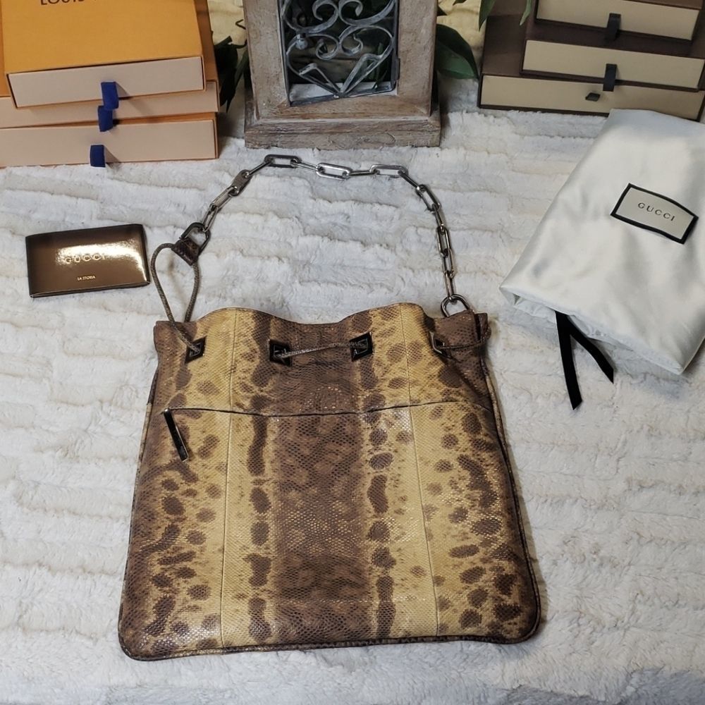 Gucci snake skin handbag 👜